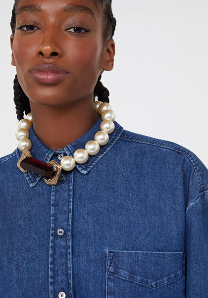 WK FW25 Public1 CategoryCard Accessories Weekend